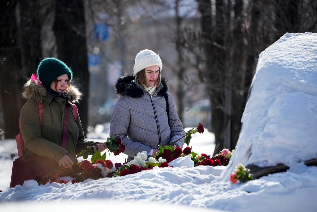 AP/Alexander Zemlianichenko